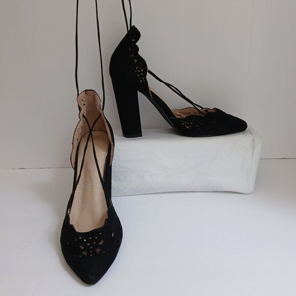 'Jenni' Black Suede CutOuts Block Heels Pointy Toes Long Ankle Wrap Laces Sz 8 - Picture 12 of 12